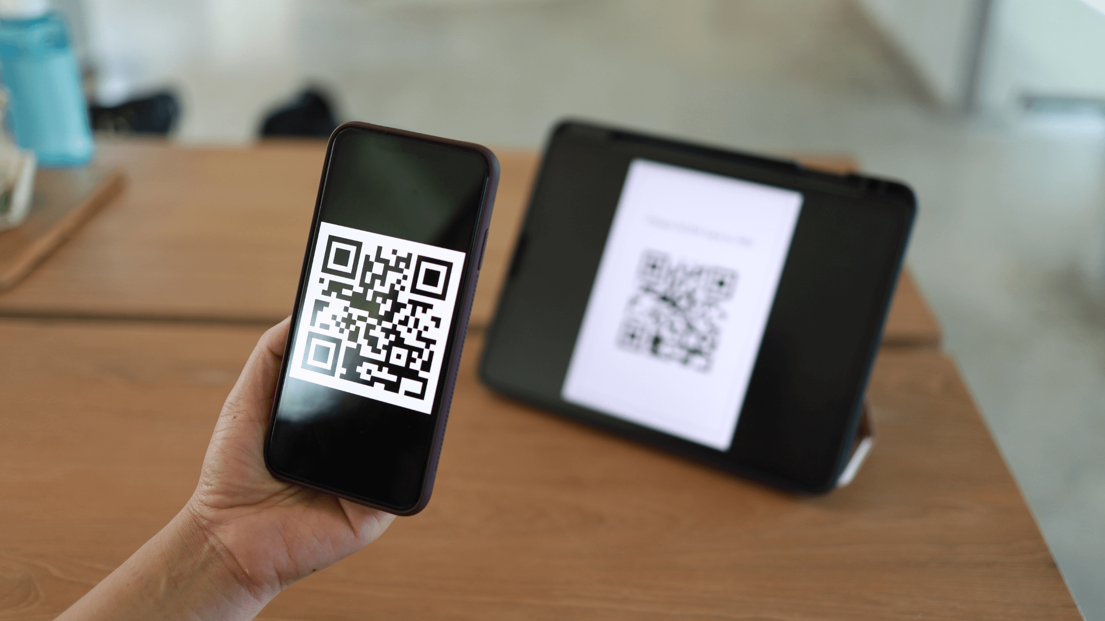 QR code scanning on mobile devices: QR-Codes Vs. Traditional Barcodes.